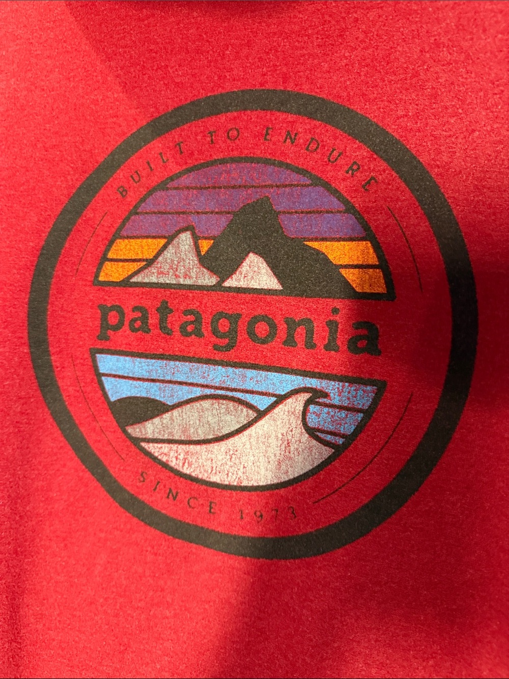 Patagonia Maroon Pullover Hoodie with Chest Patch size Large - Picture 9 of 16